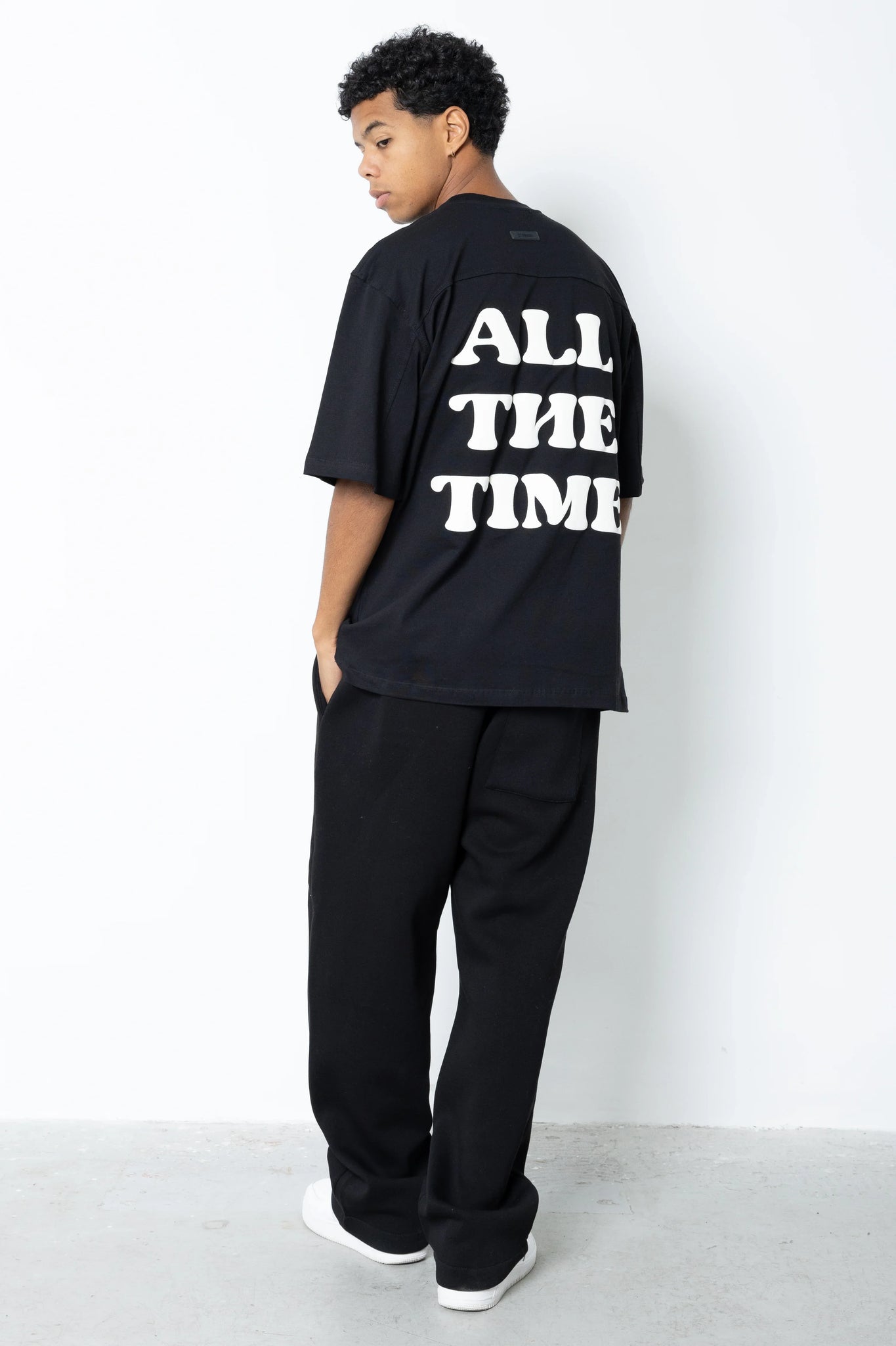 T-shirt in jersey manica corta All The Time Eternal Studio