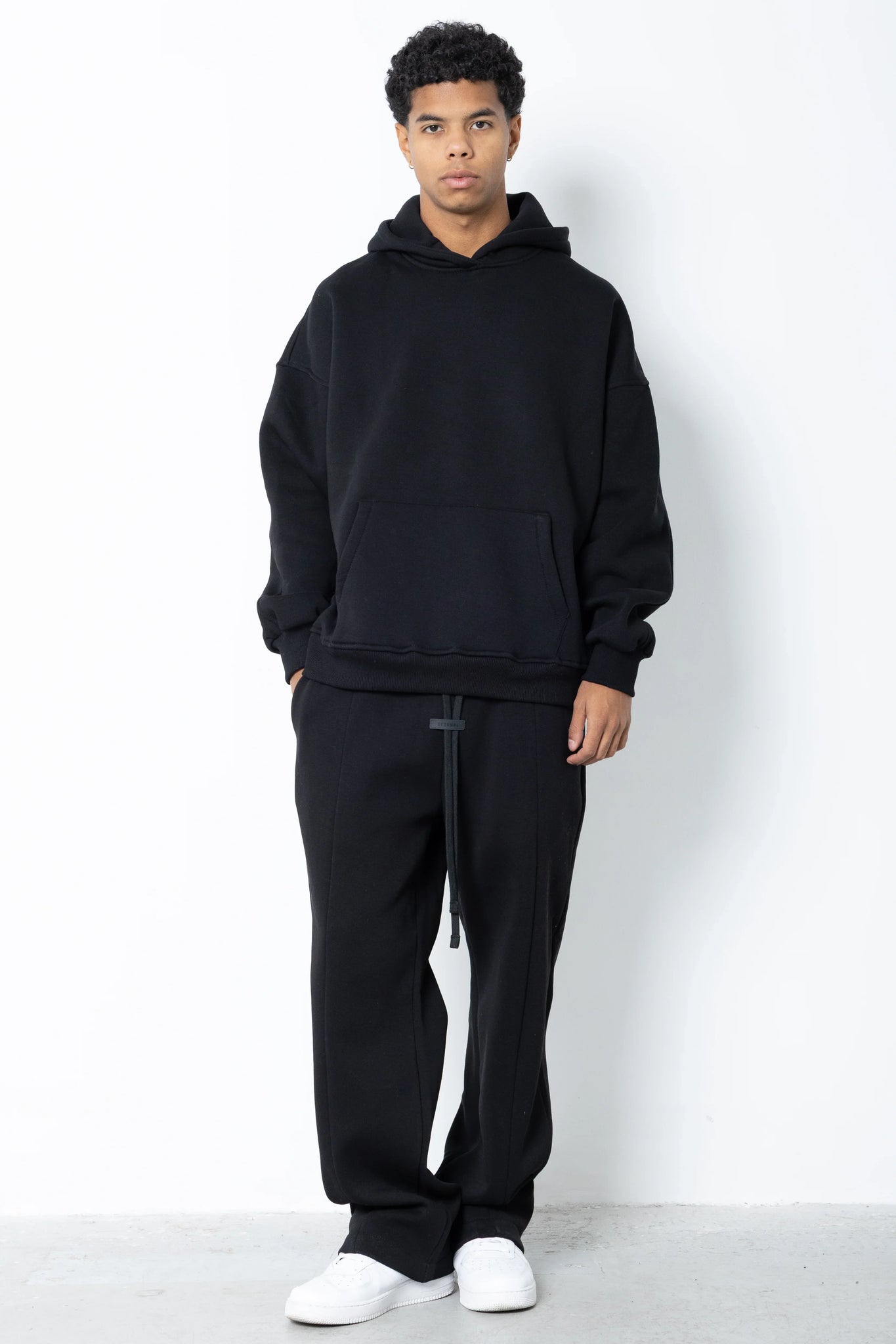 Pantalone tuta fondo ampio Eternal Studio