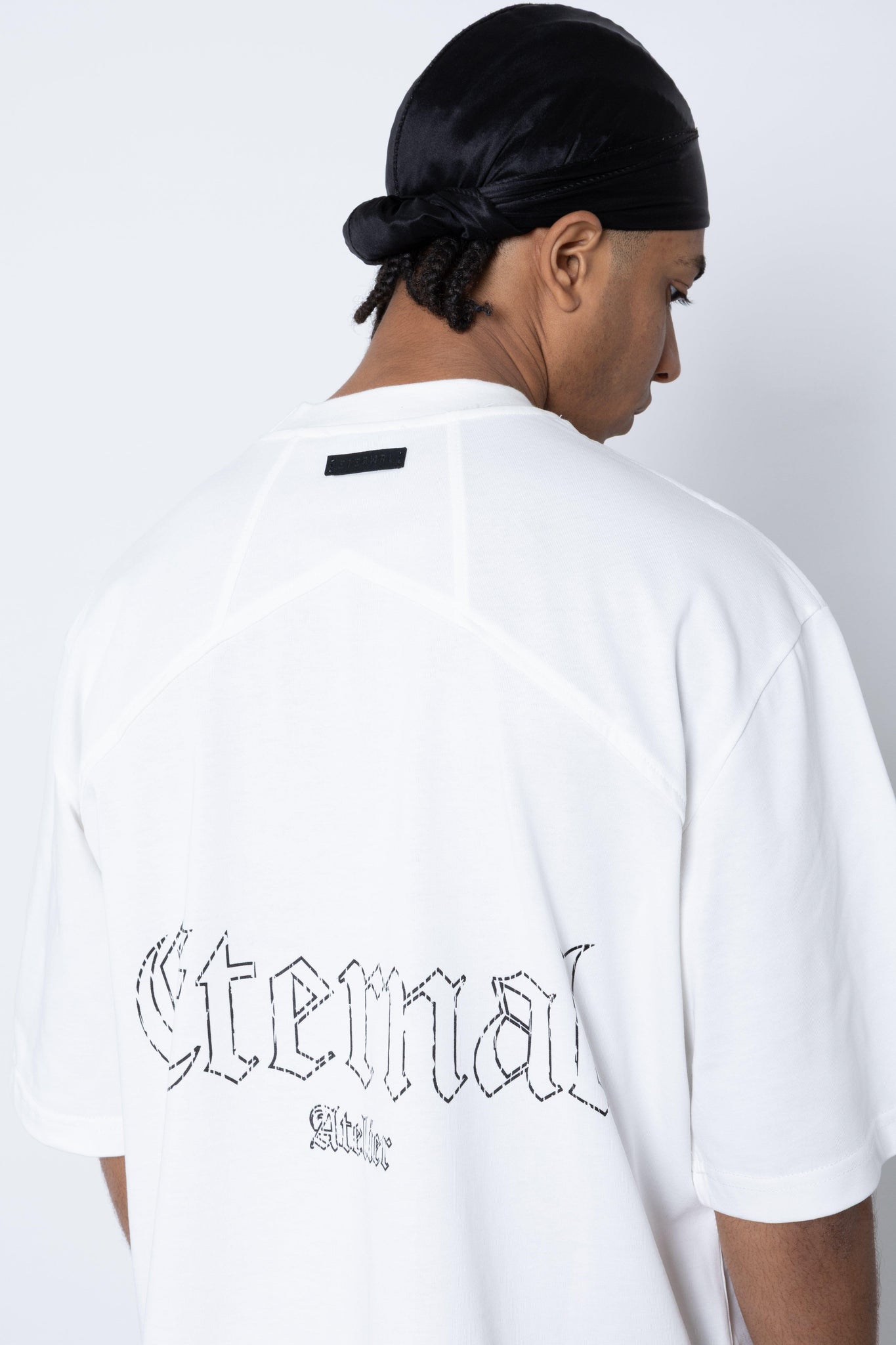 T-shirt Saint Eternal