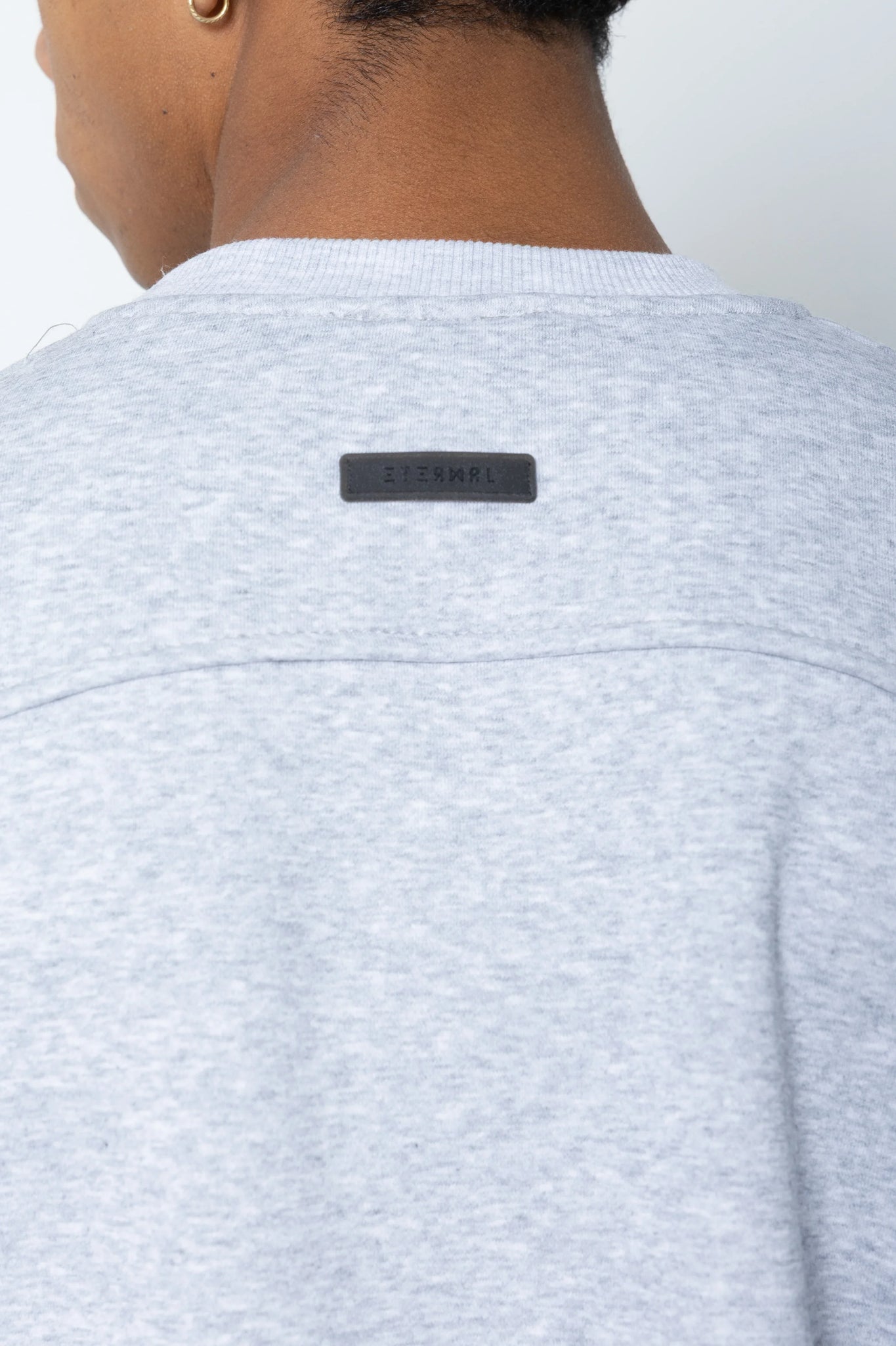 Felpa girocollo over Eternal Studio