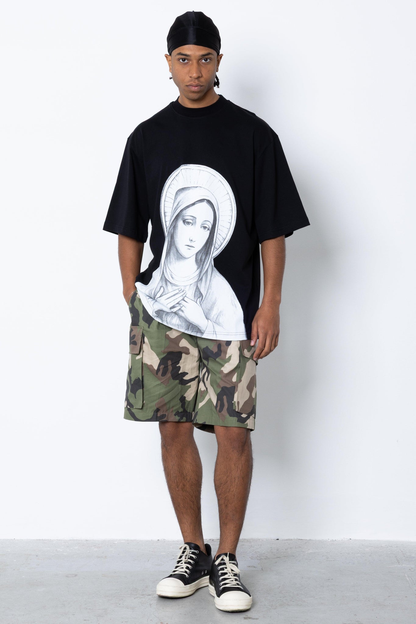 T-shirt Saint Eternal