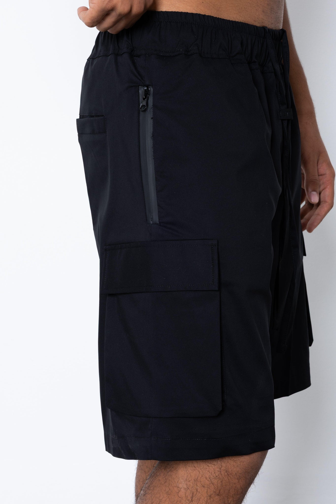 Short nylon con zip termosaldate Eternal