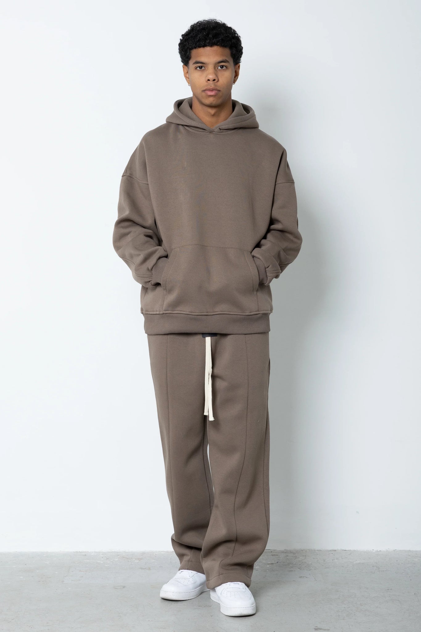 Felpa con cappuccio Eternal Studio