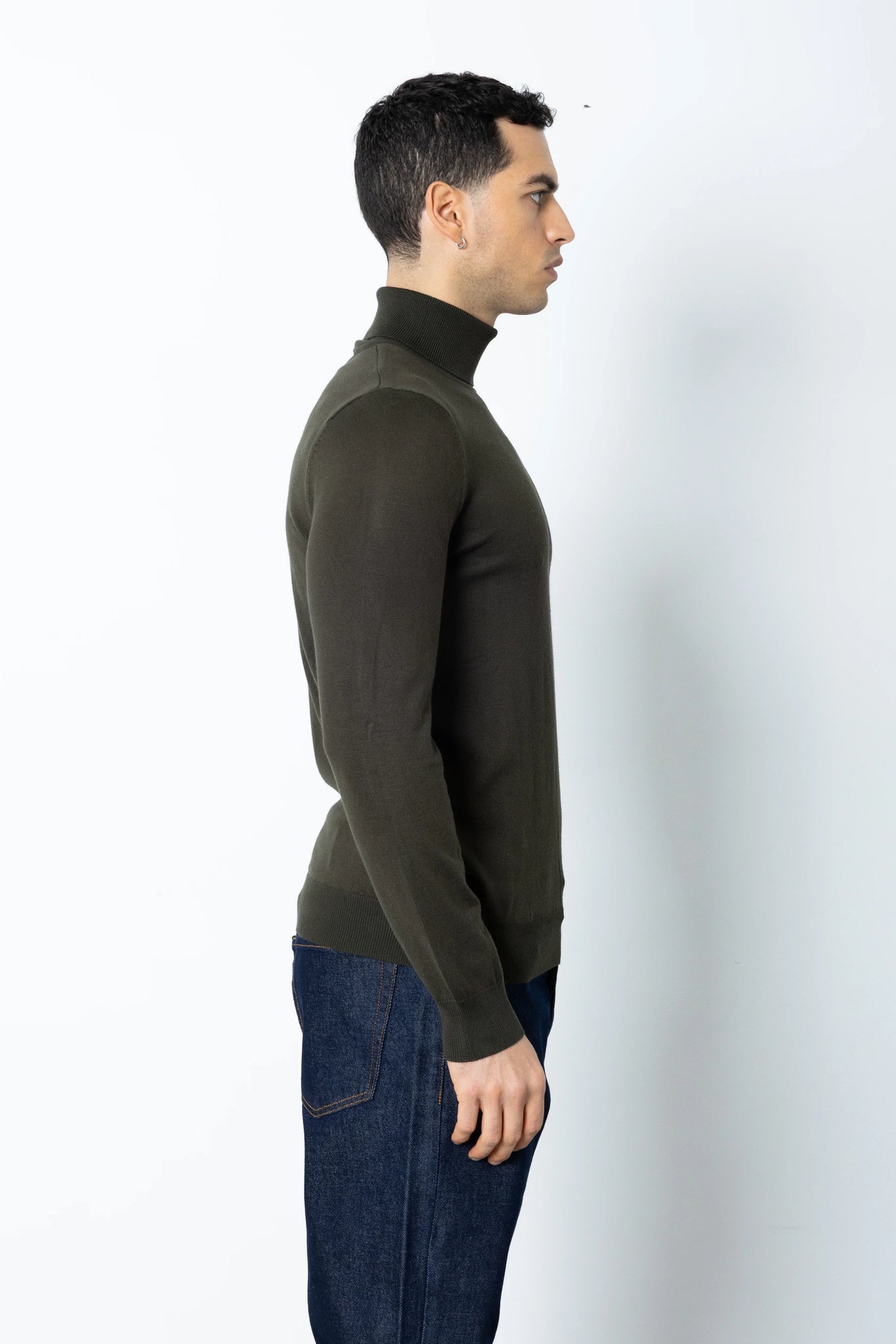 Maglione collo alto in filo