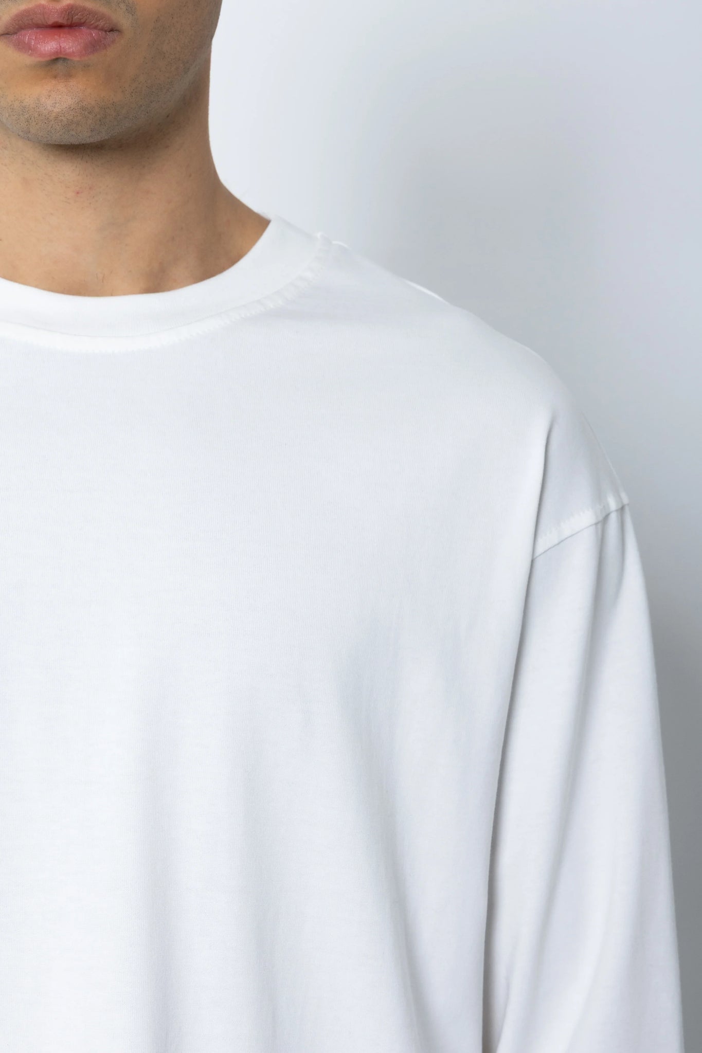 T-shirt in jersey manica lunga Eternal Studio