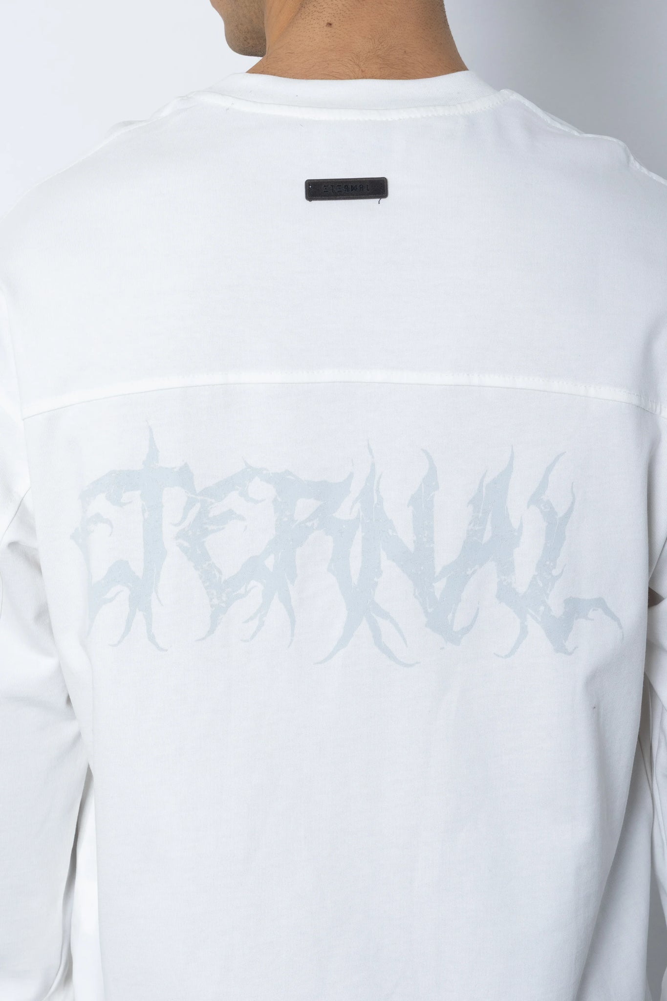 T-shirt in jersey manica lunga con stampa Eternal Studio