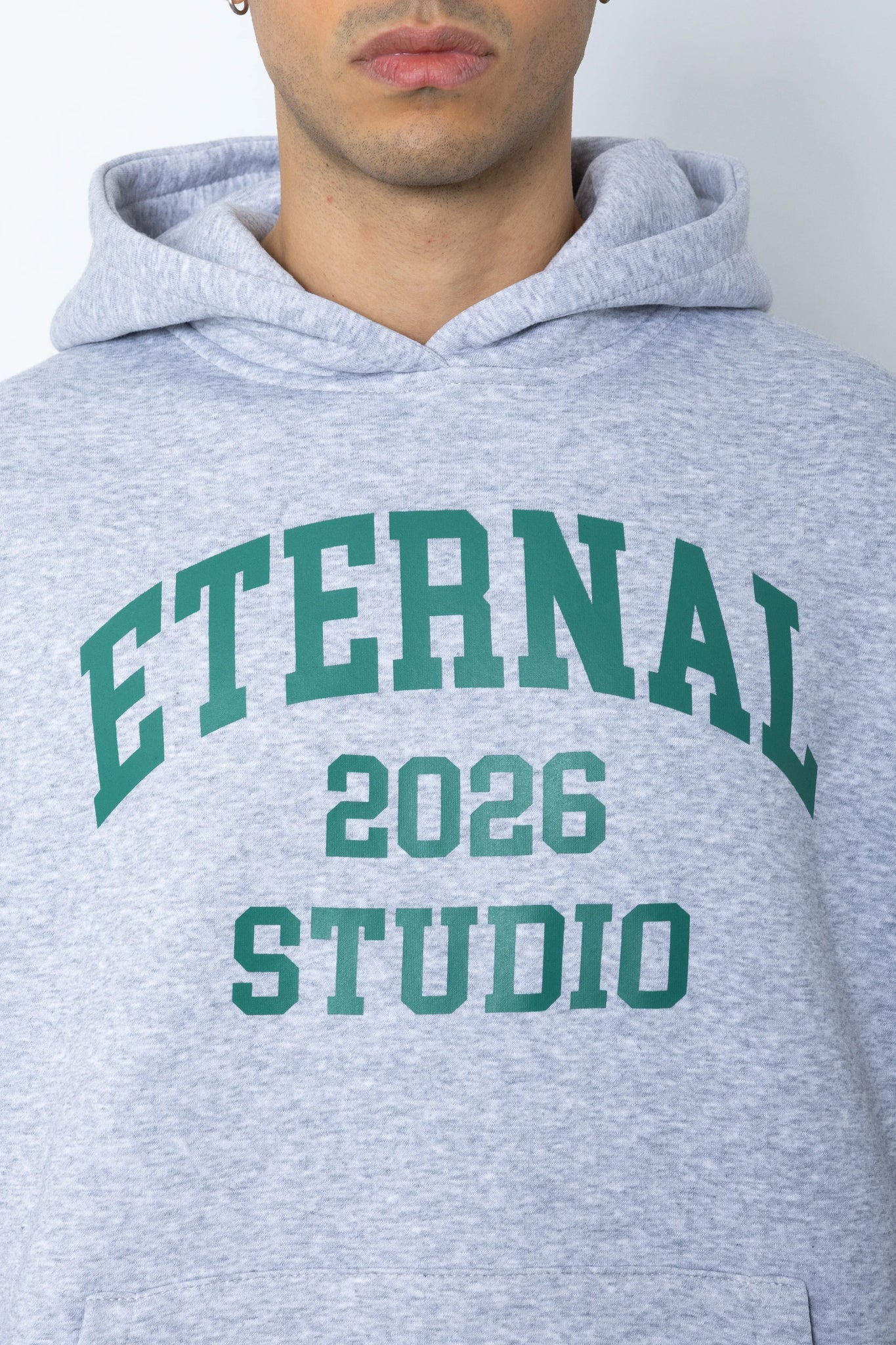 Felpa Eternal studio 2026