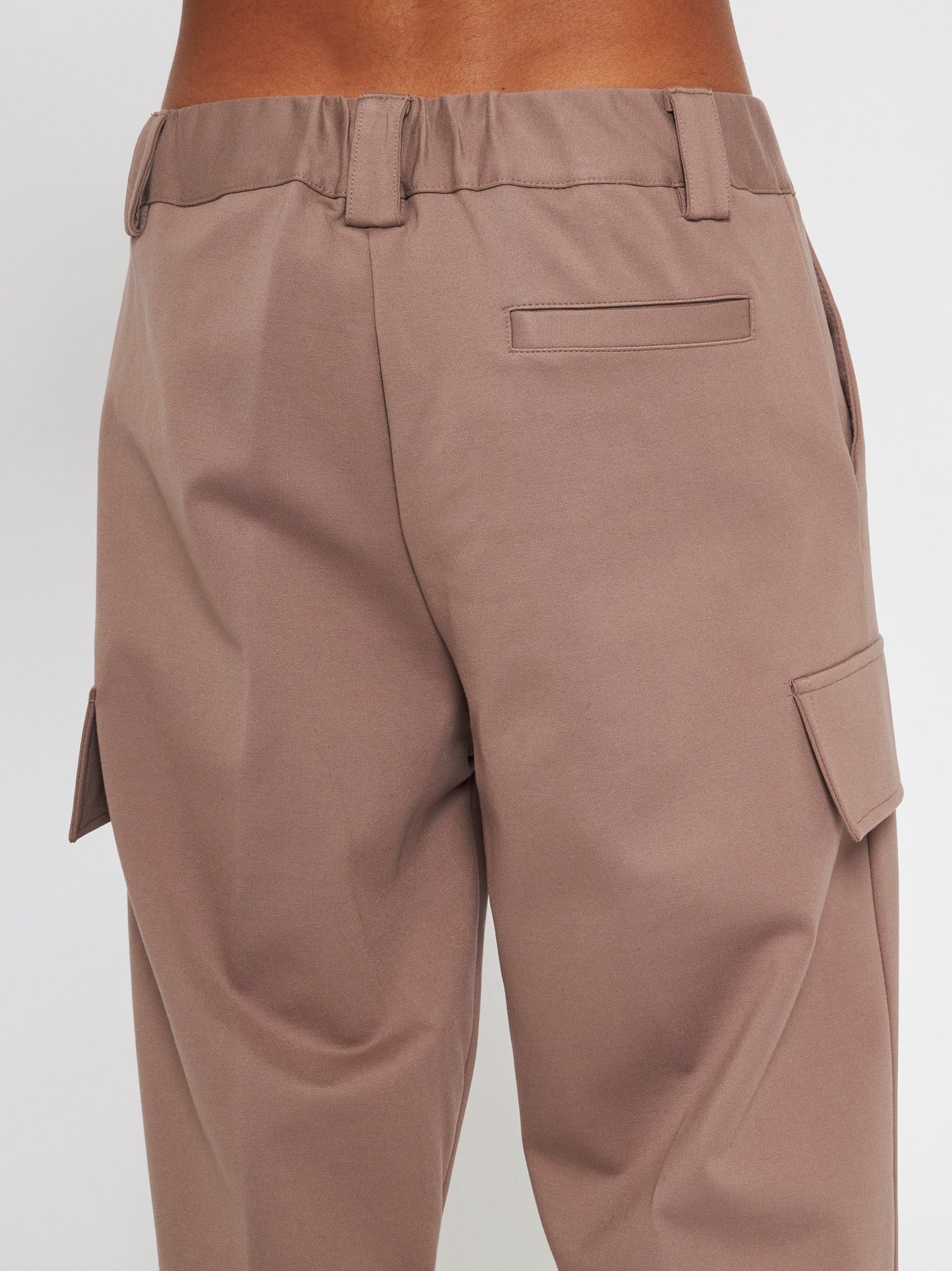 Pantalone cargo con abbottonatura e zip Eternal